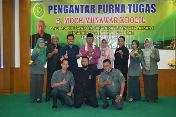 Pengantar Purna Tugas Kasubag Kepegawaian dan Ortala Pengadilan Agama Karanganyar