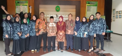 PENGADILAN AGAMA KARANGANYAR LEPAS MAHASISWA MAGANG SEKOLAH VOKASI UNS