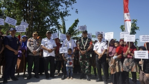 SEKRETARIS PA KARANGANYAR HADIRI PENUTUPAN TMMD SENGKUYUNG