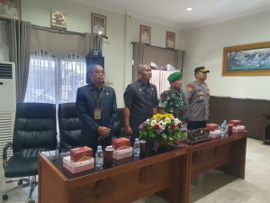 WAKIL KETUA PENGADILAN AGAMA KARANGANYAR MENGHADIRI RAPAT PARIPURNA DPRD KABUPATEN KARANGANYAR